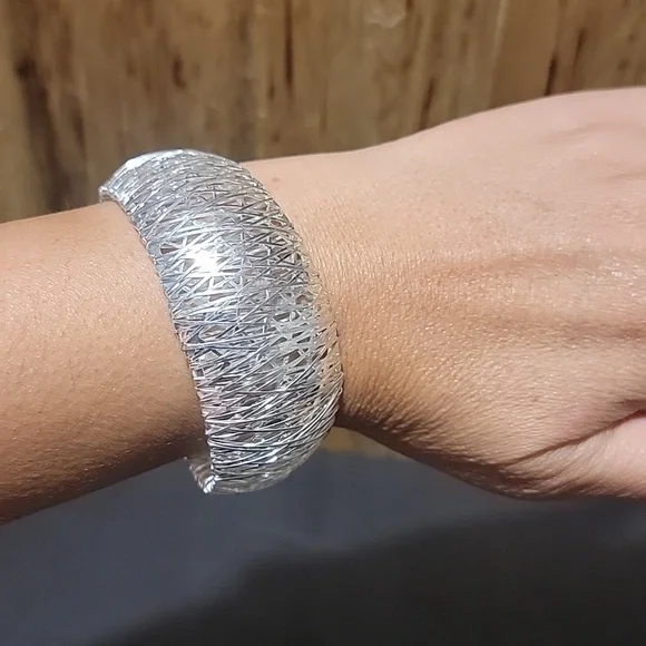 UltraFine Silver Large Bold Wire Wrapped Cuff - Picture 4 of 6